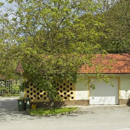 Tourist Farm Mraz Podcetrtek