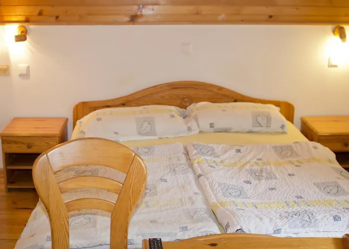 팜스테이 Tourist Farm Mraz 포드체트르테크